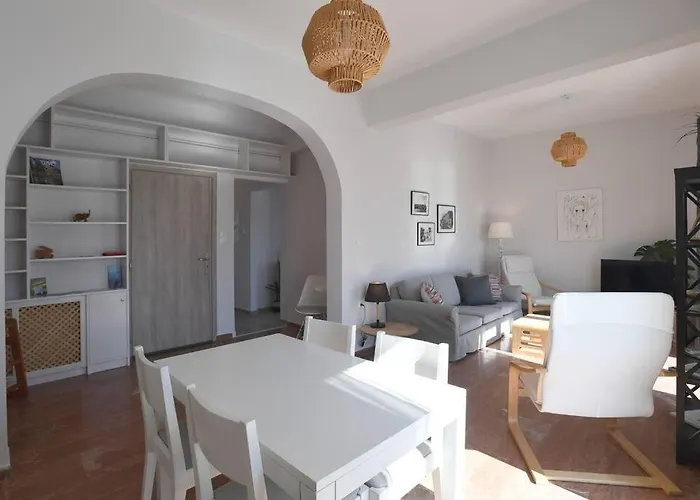 Peter's House Daire Tínos